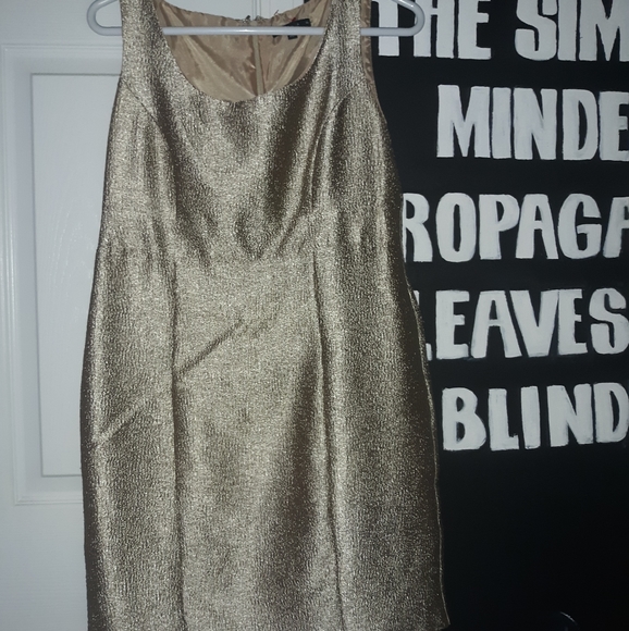 TIANA B. 2 piece dress / jacket - Picture 2 of 6